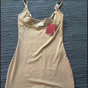 Yummie Tummie Nude Shaping Slip Dress – Size M – New With Tags